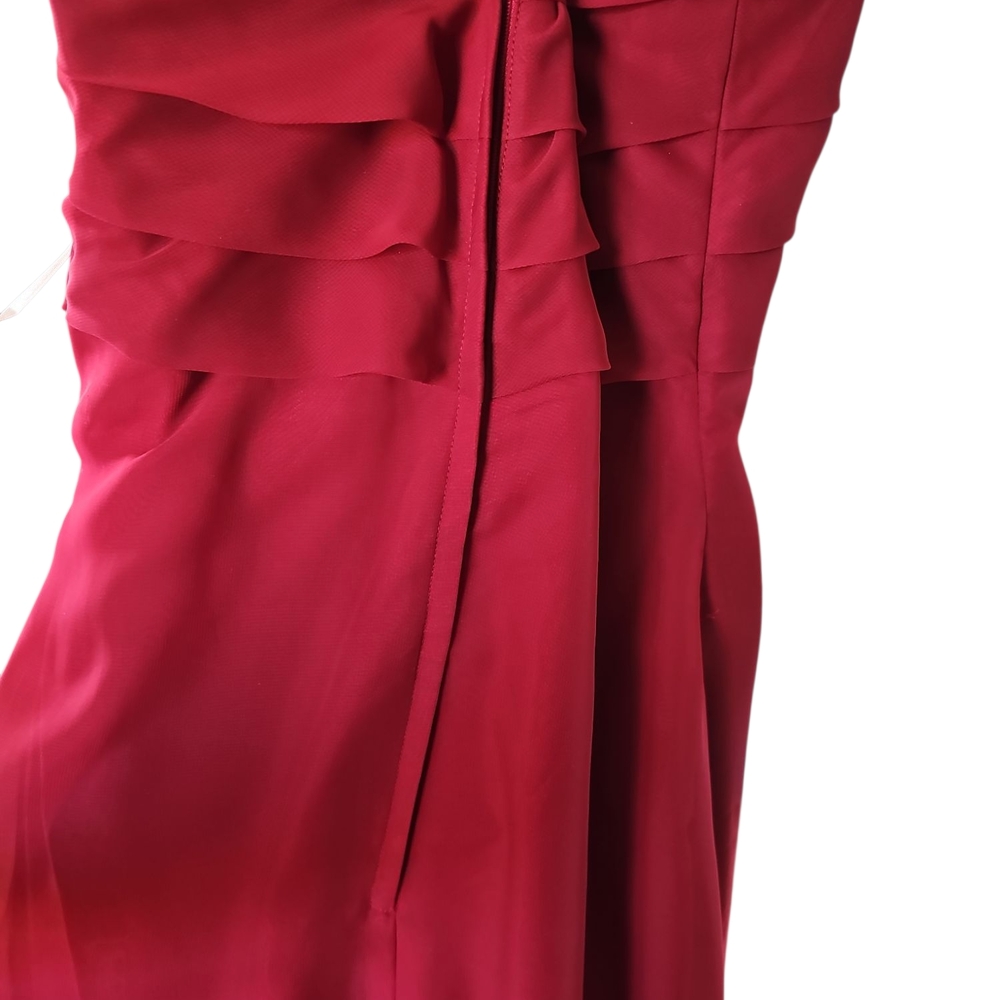 Elegant Red Evening Dress